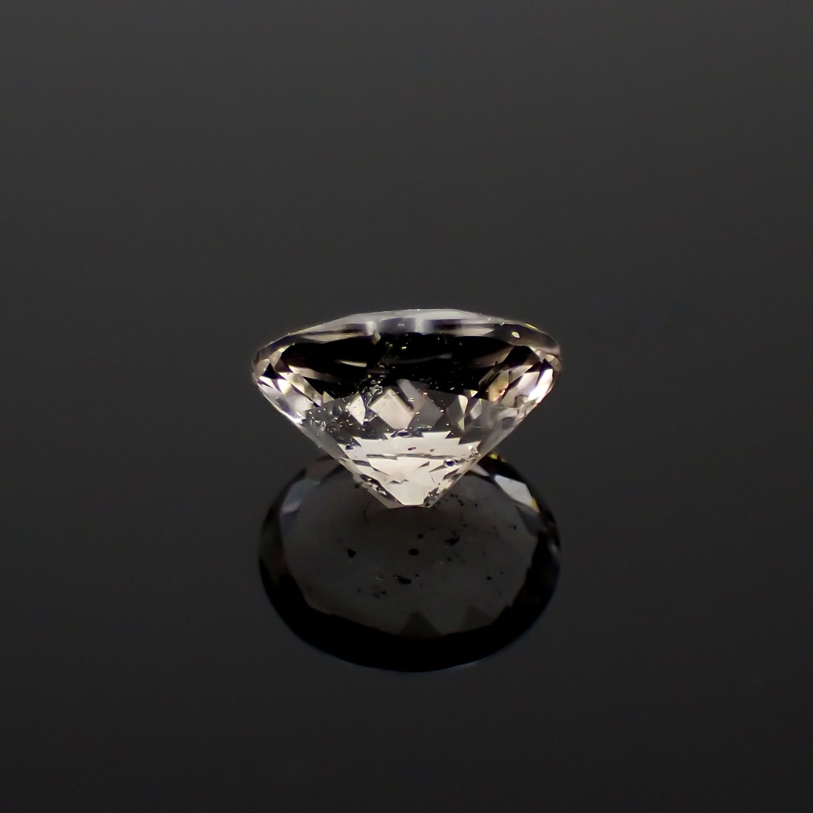 ティンカーベルクォーツ ブラジル産 0.70ct[230923473]6.5x5.4mm前後