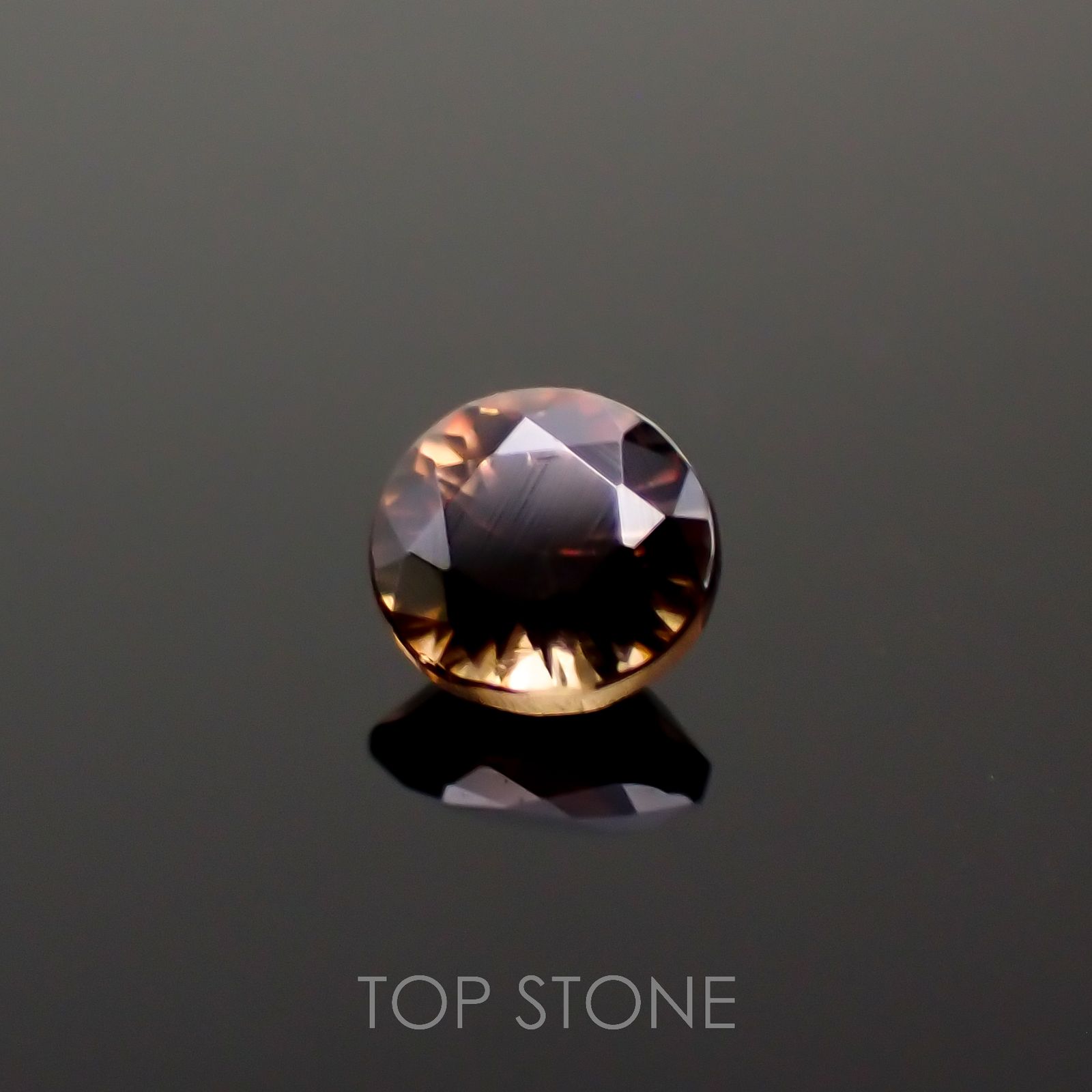 キャシテライト(宝石名キャシテライト)ボリビア産 0.25ct 識別済[221018670]3x2.9mm前後