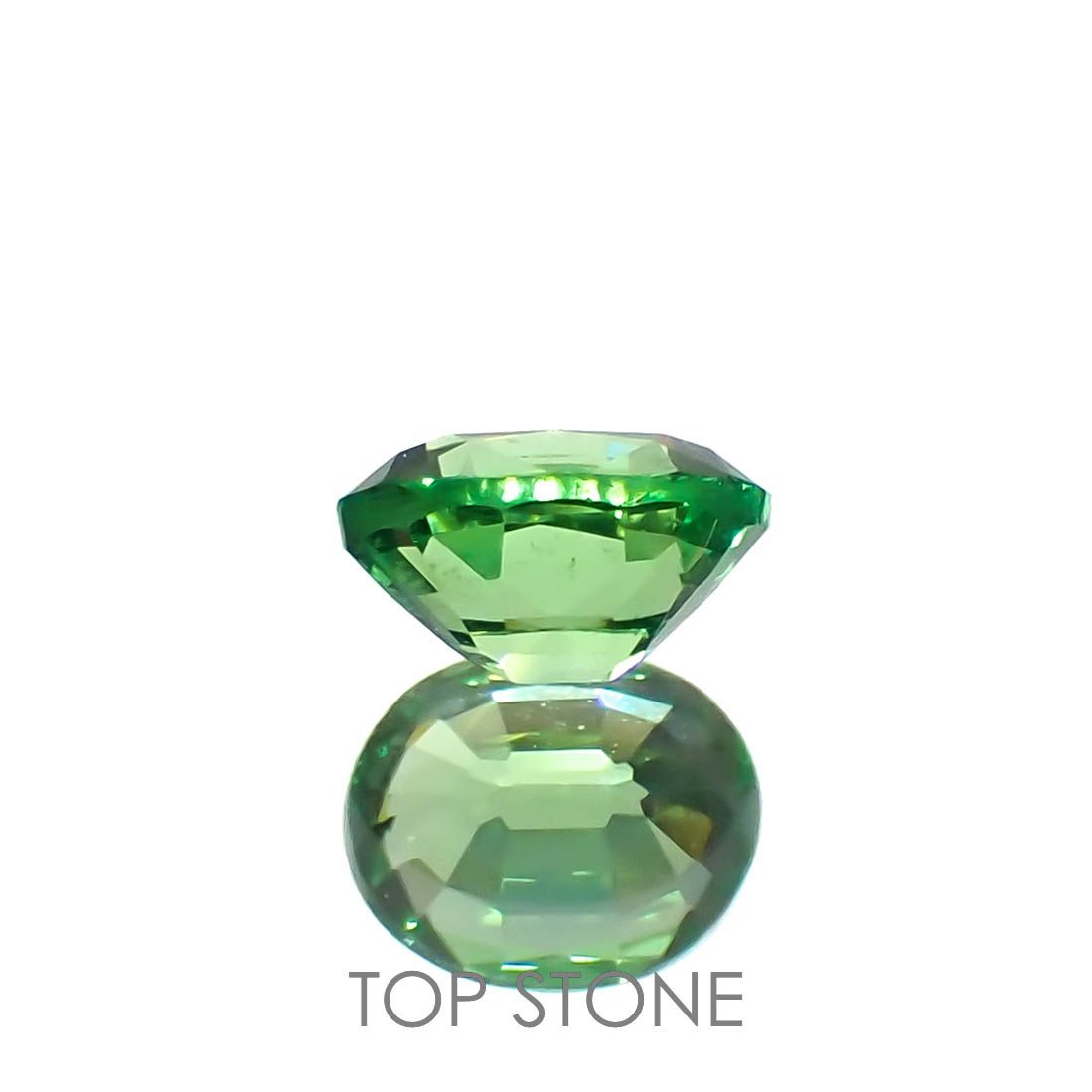 ミントガーネット(宝石名グリーン グロッシュラー・ガーネット)タンザニア産 0.24ct 識別済[230119975]4.1x3.3mm前後