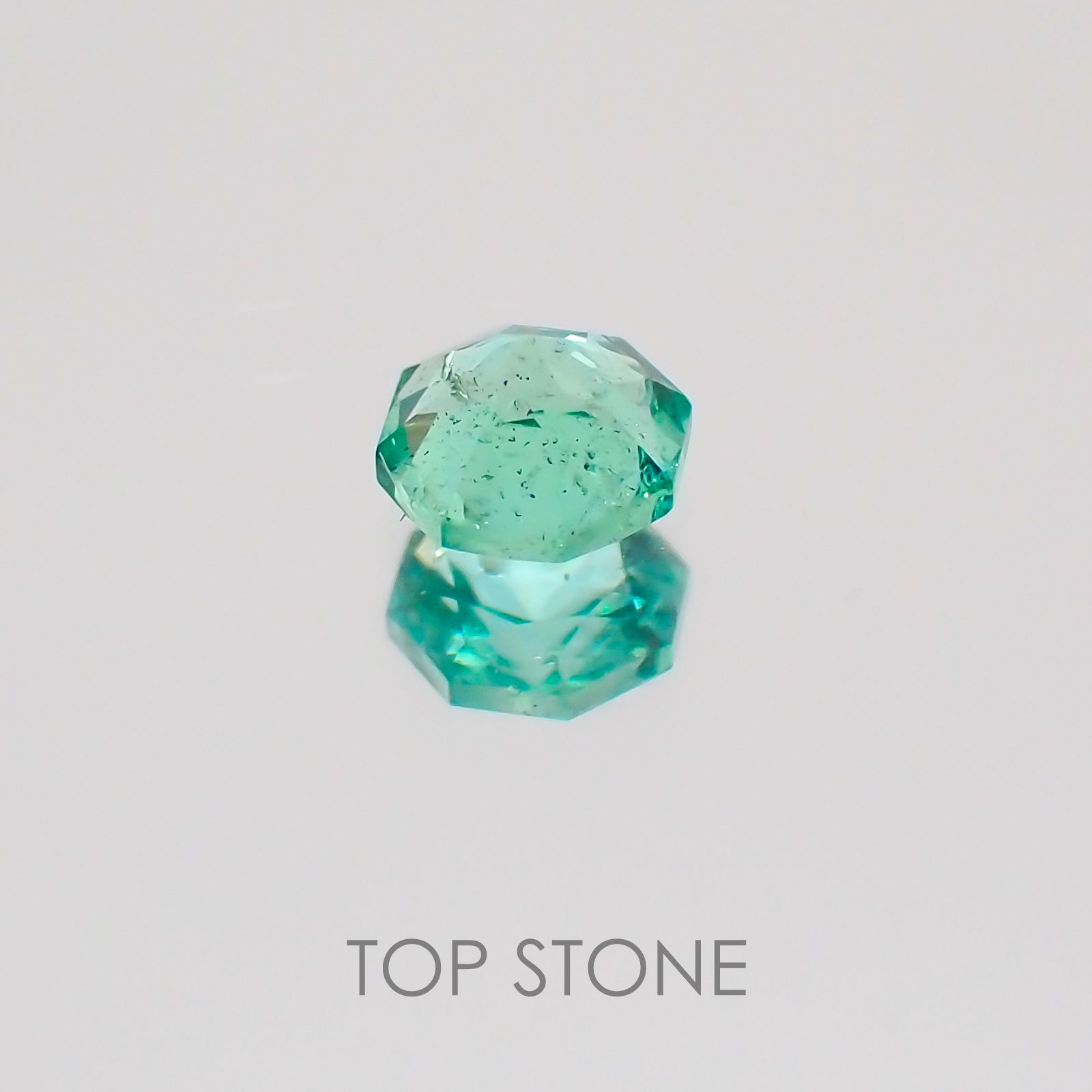 ◇オクタゴンカット◇エメラルド ザンビア産 ルース 0.13ct[21018871]3.1×3.1mm前後