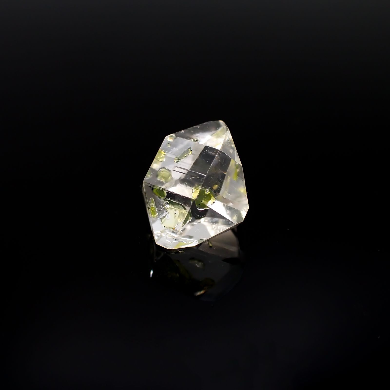 オイルインクォーツ 原石 パキスタン産 5.46ct [220917862]12.6x10.4mm前後
