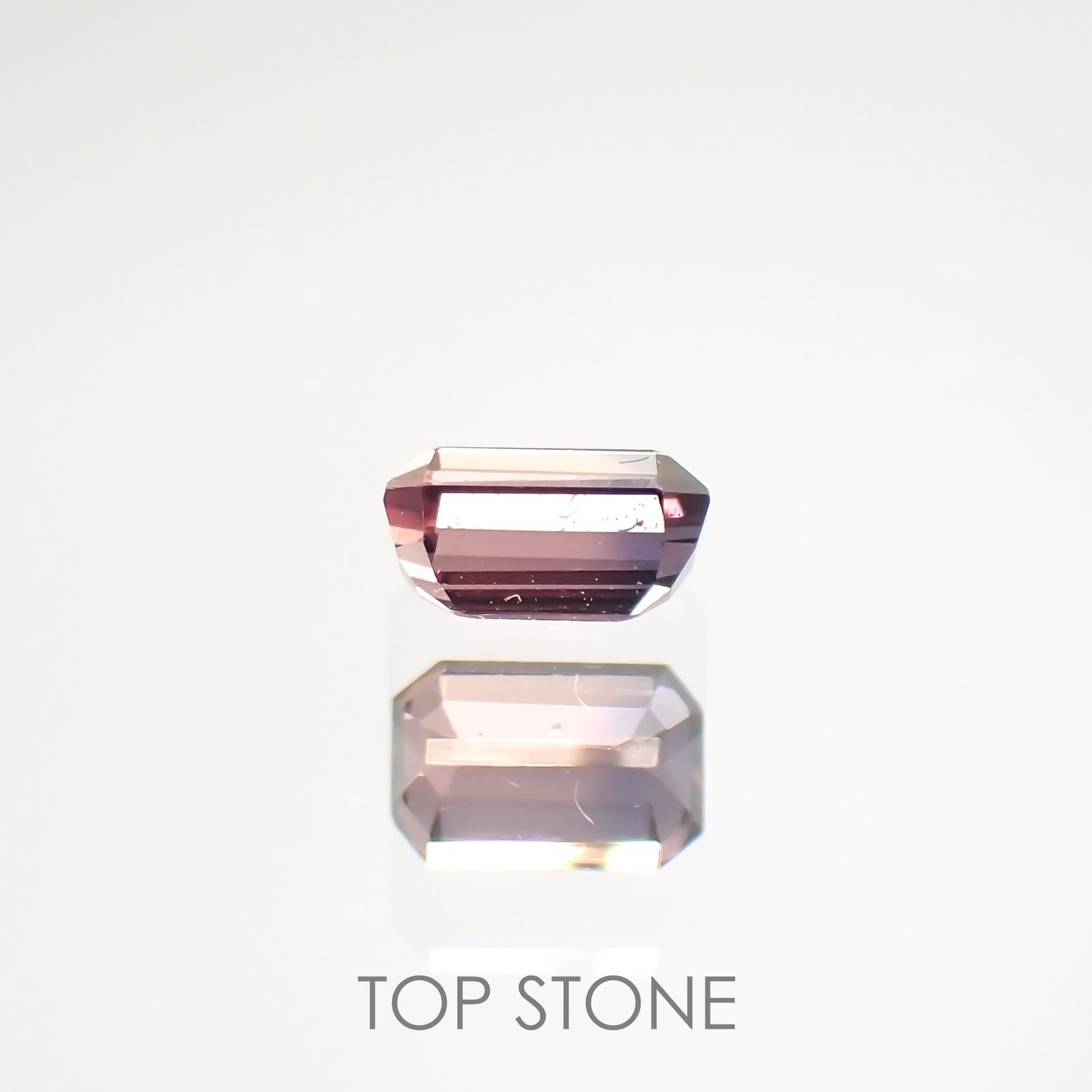 バイカラーサファイア(宝石名バイカラー・サファイア) マダガスカル/タンザニア産 0.24ct 識別済[210812496]3.8×2.5mm前後