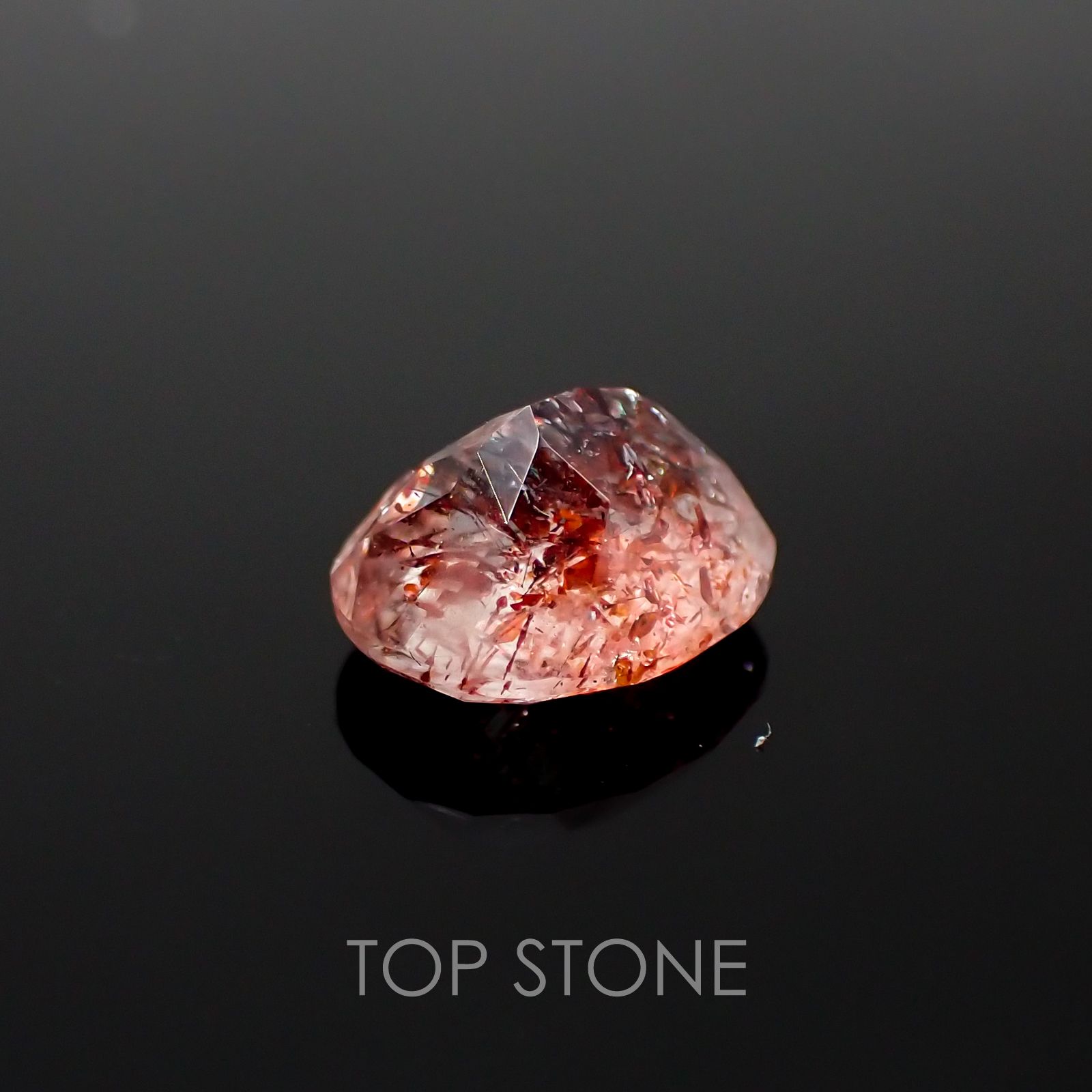 ファイヤークォーツ ナイジェリア産 ルース 1.8ct[210410208]8.7×7.3mm前後
