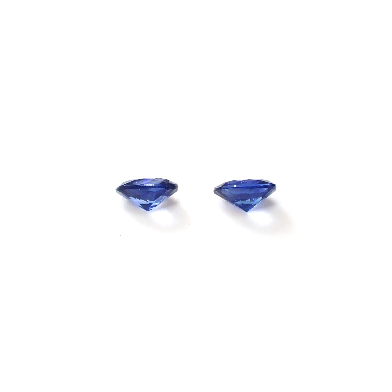 ◇ペアセット◇サファイア スリランカ/マダガスカル産 0.38ct(2pcs合計) [250830991]3.9x3.0-3.1mm前後
