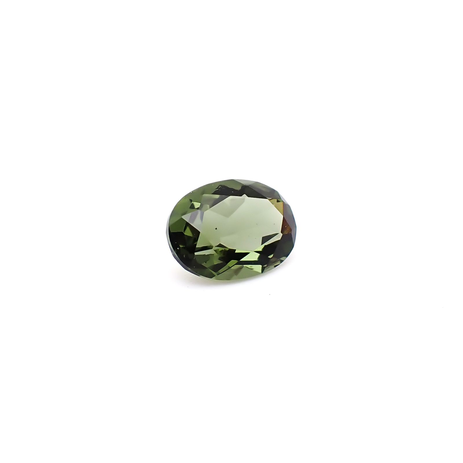 モルダバイト 発見地：旧チェコスロバキア 1.02ct / 8x6mm前後 [260832692]