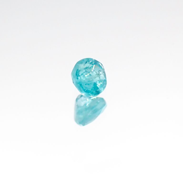 パライバトルマリン(宝石名トルマリン/別名パライバ・トルマリン) ブラジル・パライバ州バターリャ鉱山産 0.095ct 識別済[20096245]2.6×2.6mm前後