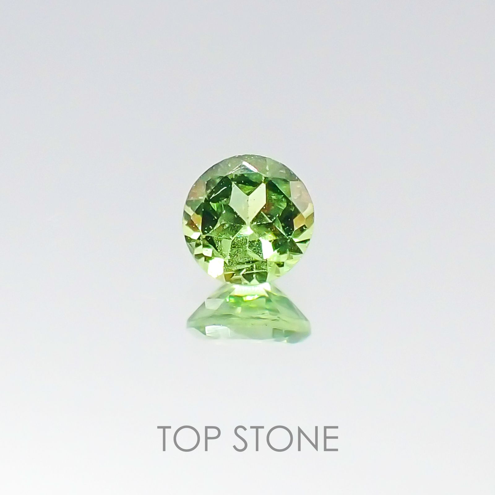 ミントガーネット ケニア産 ルース 0.27ct[20096108]3.9×3.8mm前後