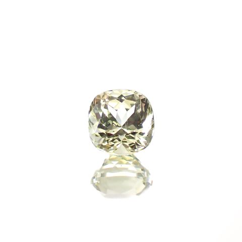 イエローアパタイト メキシコ産 0.94ct [241129467]5.4x5.4mm前後