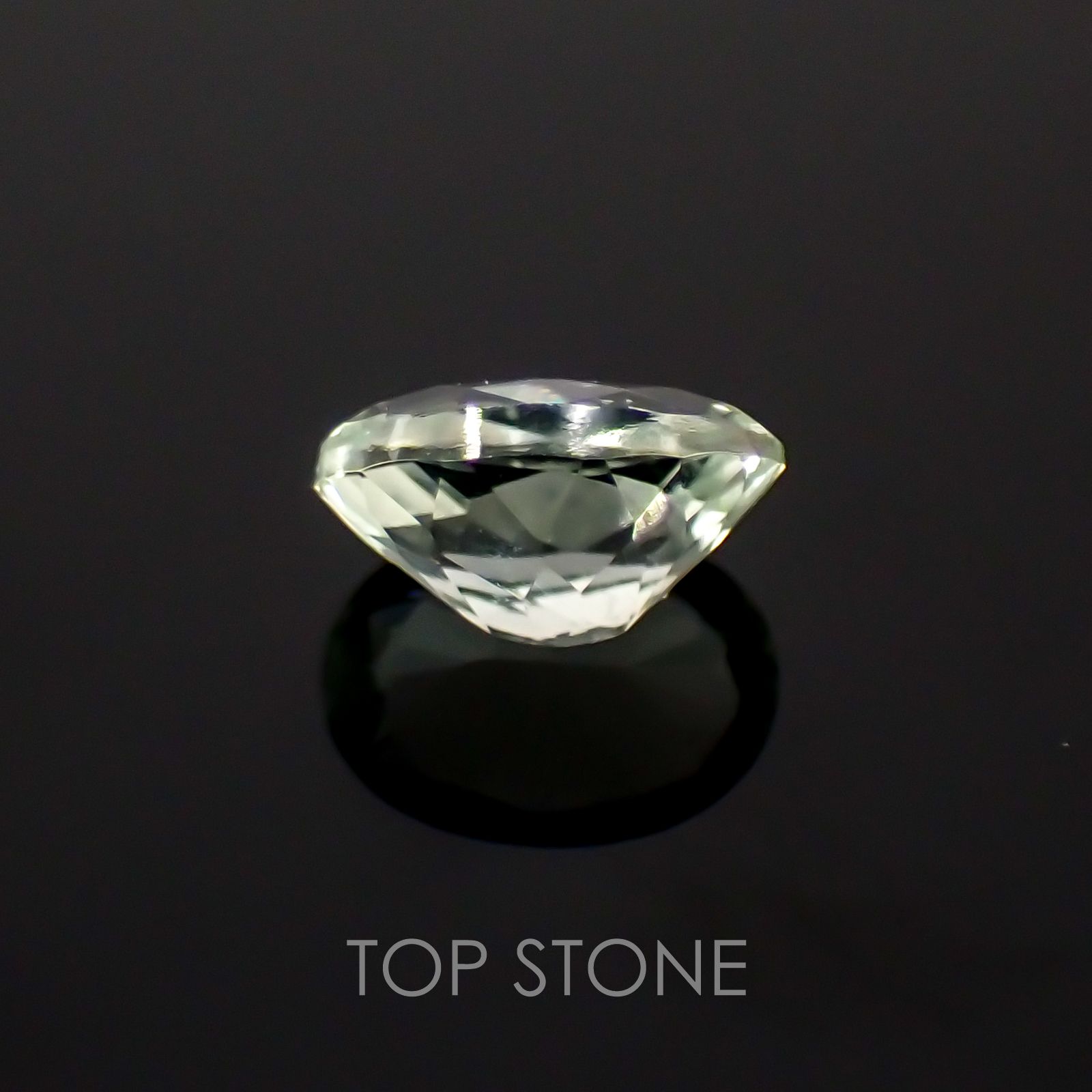 ライム ヘルデライト ブラジル産 ルース 0.22ct[20129054]4.5×3.2mm前後