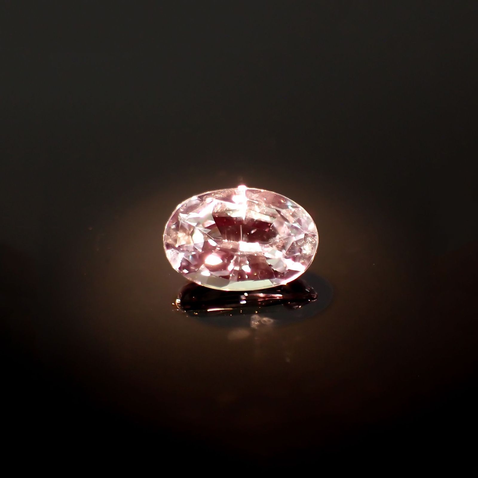アレキサンドライト(宝石名アレキサンドライト)ブラジル産 GIA鑑付 0.54ct / 6.19x4.12mm前後 [230823163]