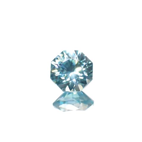 ◇オクタゴンカット◇ブルージルコン(宝石名ブルー・ジルコン)カンボジア産 0.71ct 識別済[241229625]4.8x4.7mm前後