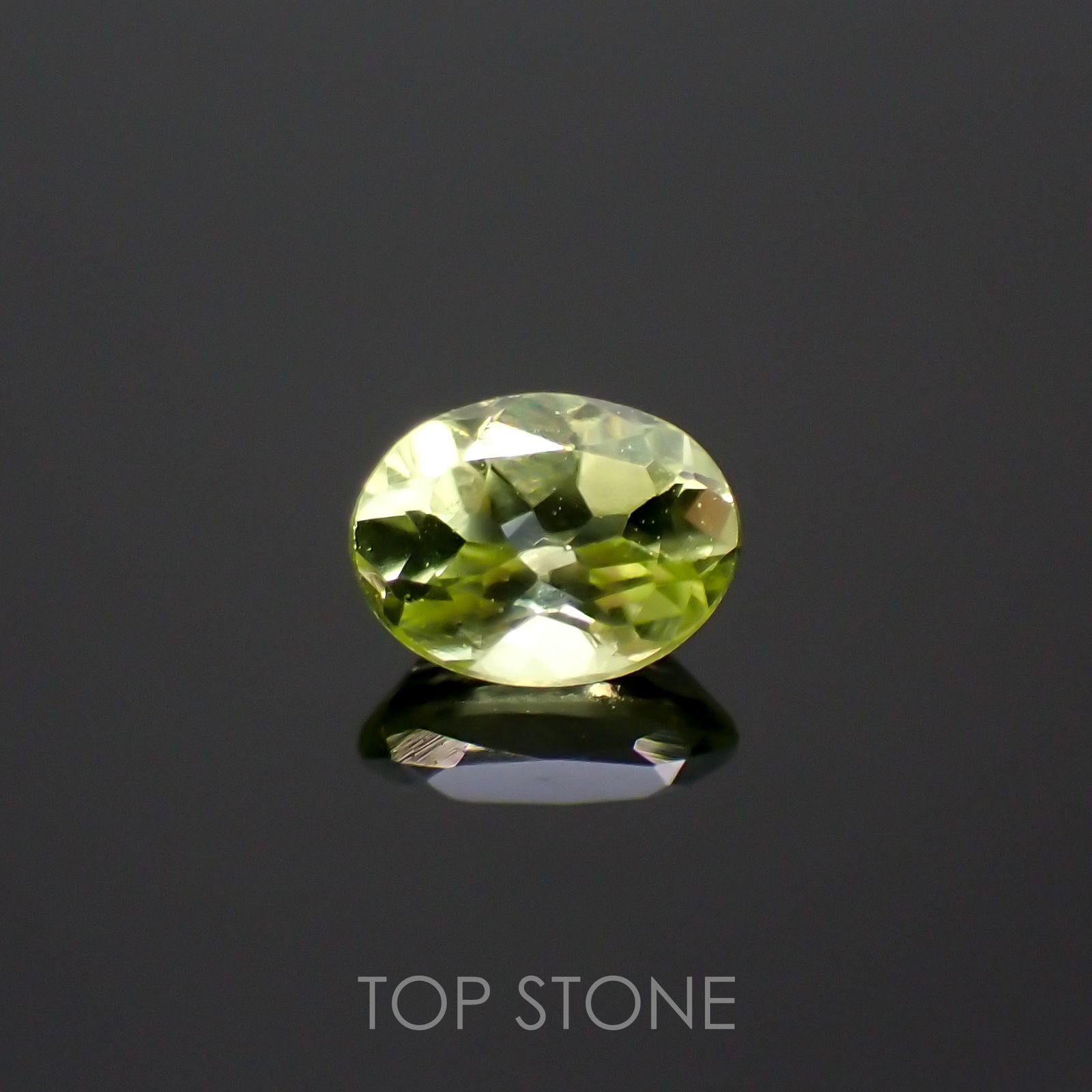 パロットクリソベリル(宝石名クリソベリル)インド産 0.21ct 識別済[220114522]4.1x3mm前後