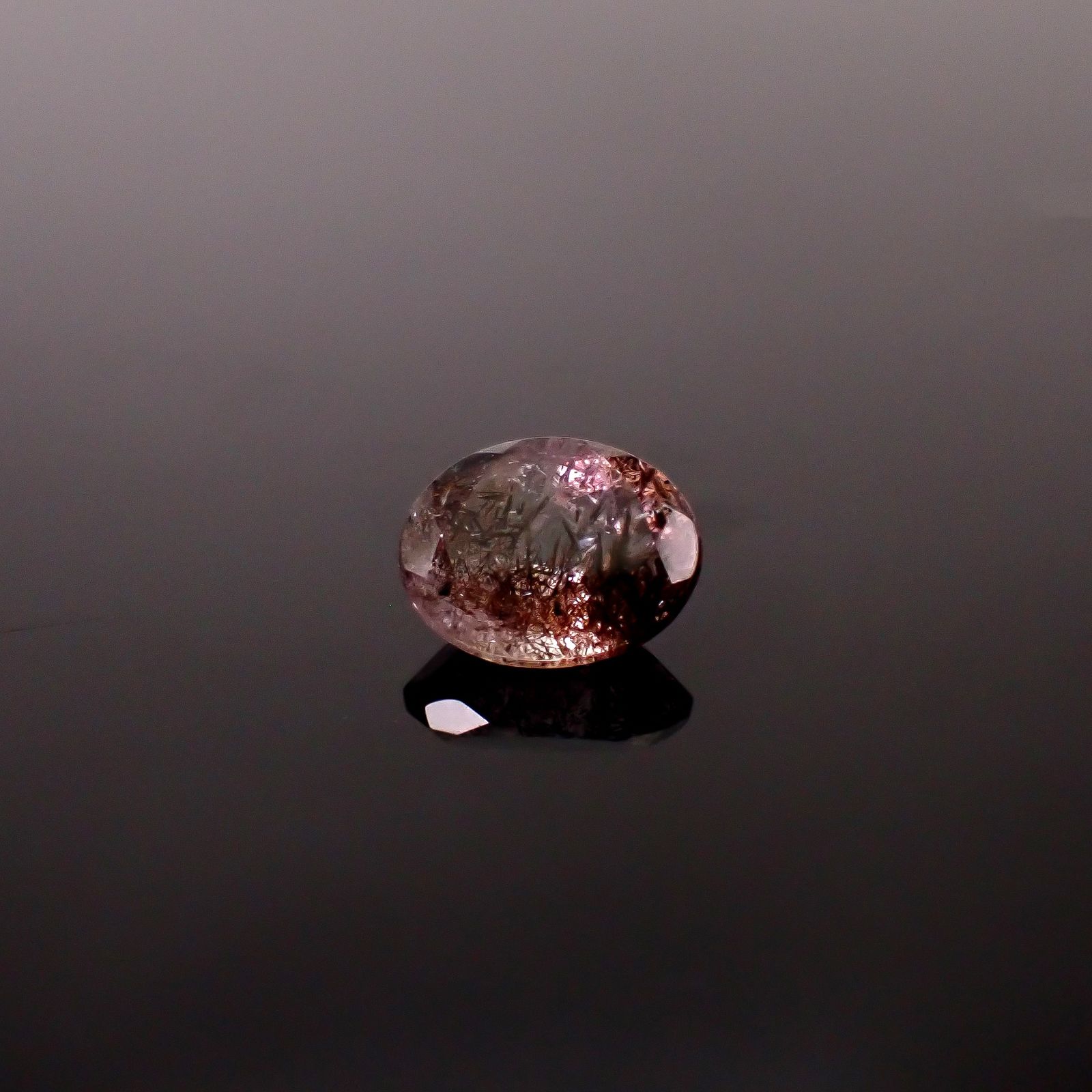 スーパーセブン ブラジル産 3.09ct / 11x8.4mm前後 [260231685]