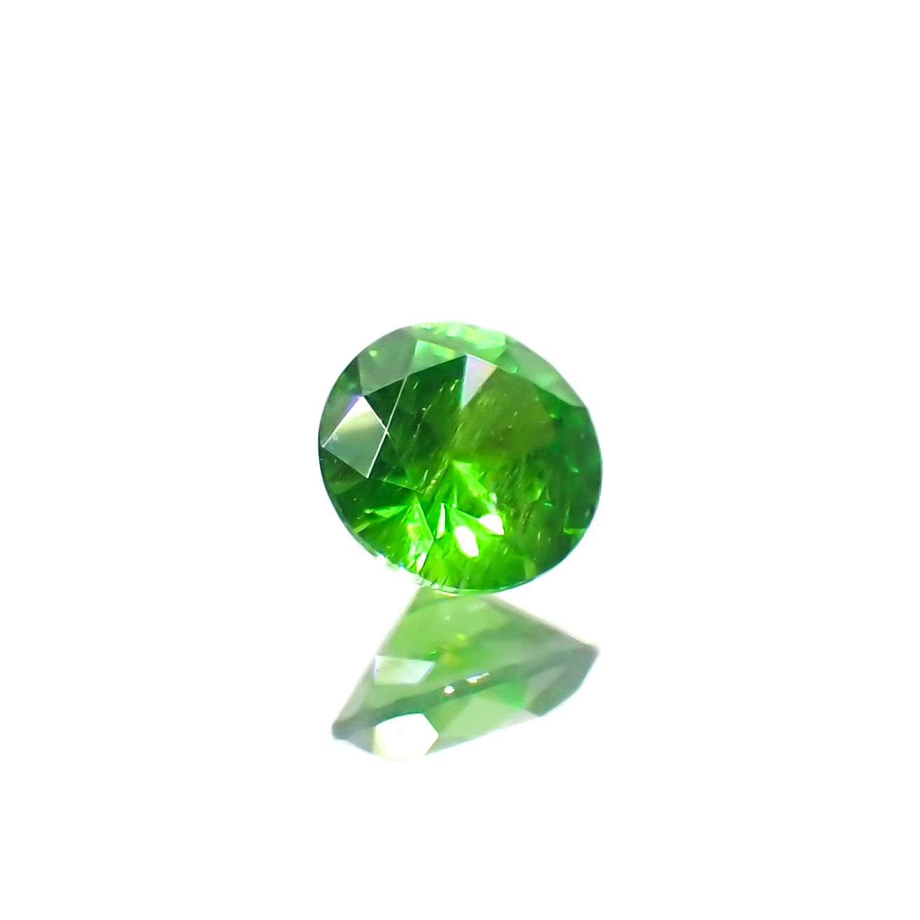 デマントイドガーネット ロシア産 0.14ct[231023652]3.2x3.2mm前後