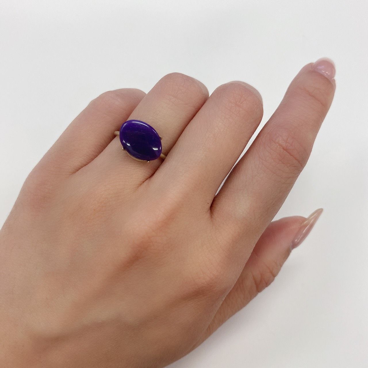 スギライト 南アフリカ産 ルース 2.19ct[210611184]13×9.6mm前後