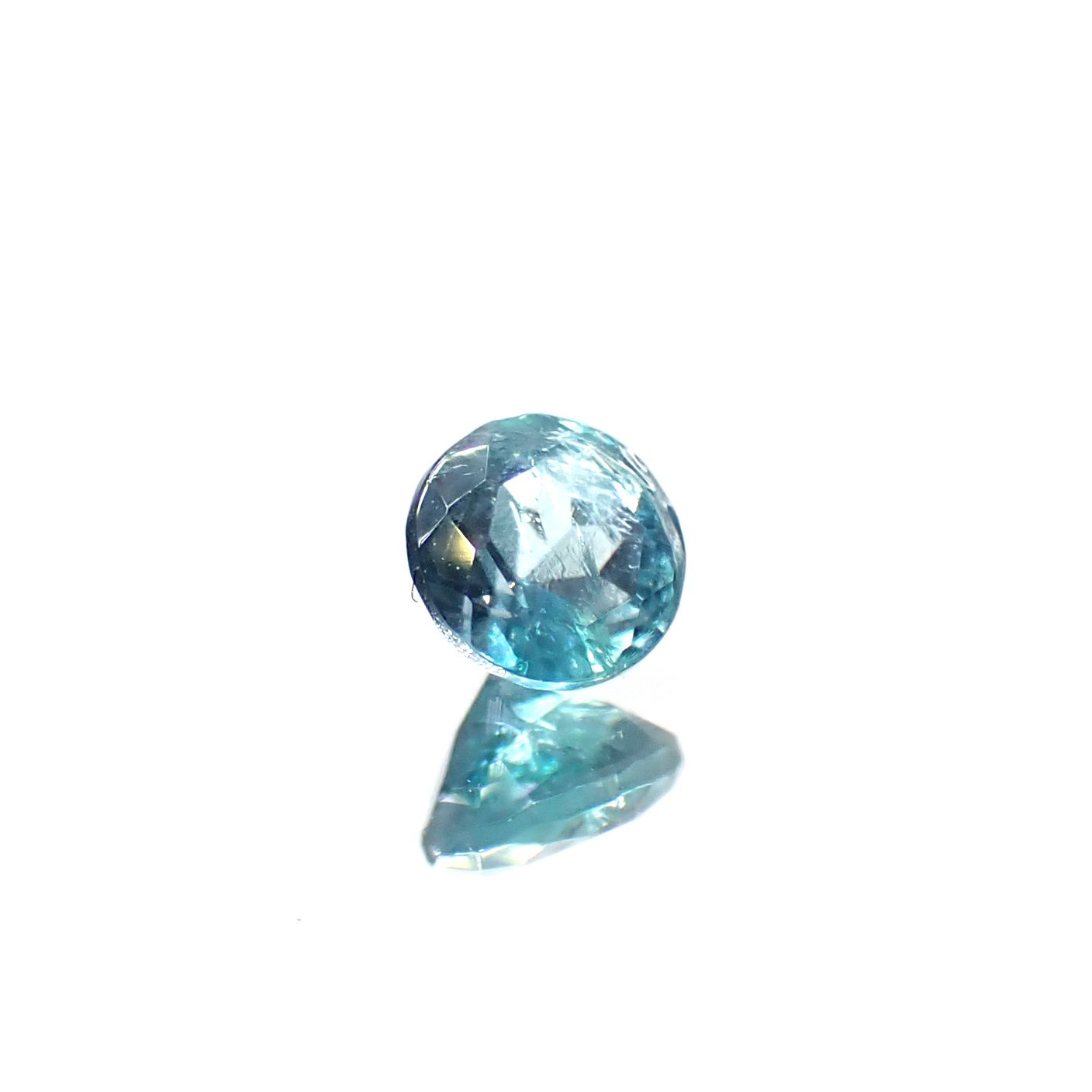 グランディディエライト マダガスカル産 0.19ct [250730680]3.5x3.5mm前後