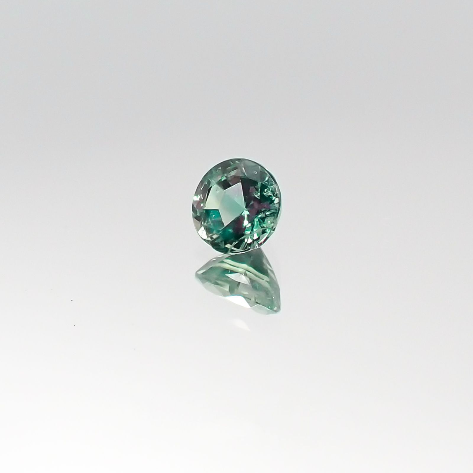 アレキサンドライト ブラジル産 ルース 0.2ct[20095541]3.4×3.4mm前後