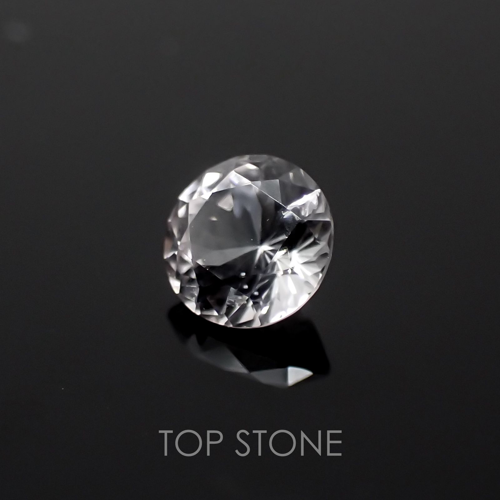 アクロアイト(ホワイトトルマリン) ナイジェリア産 ルース 0.25ct[20129059]4×4mm前後