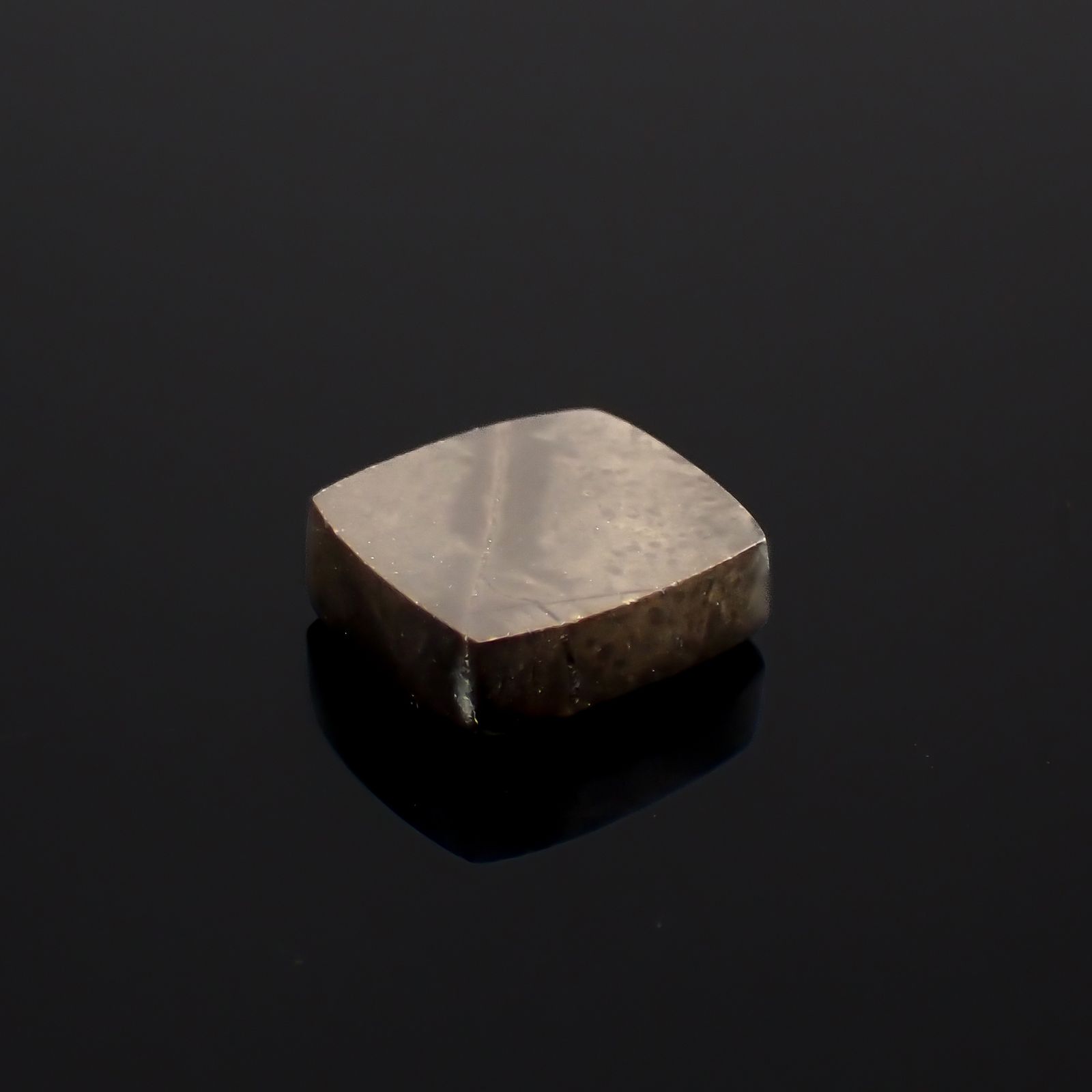 アンモライト トリプレット カナダ産 2.74ct[230823108]9x8mm前後