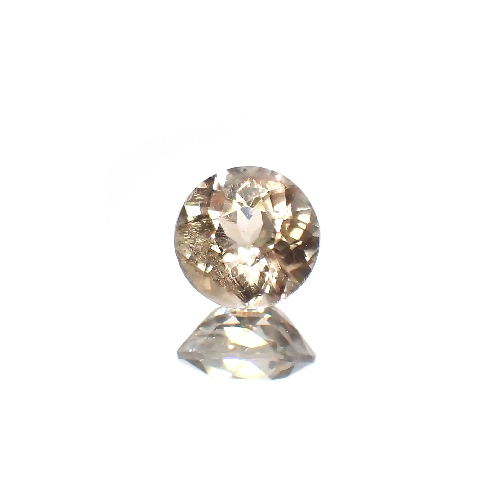 ダイアスポア(宝石名ダイアスポア)トルコ産 識別済 0.87ct / 5.9x5.9mm前後 [2511516030]