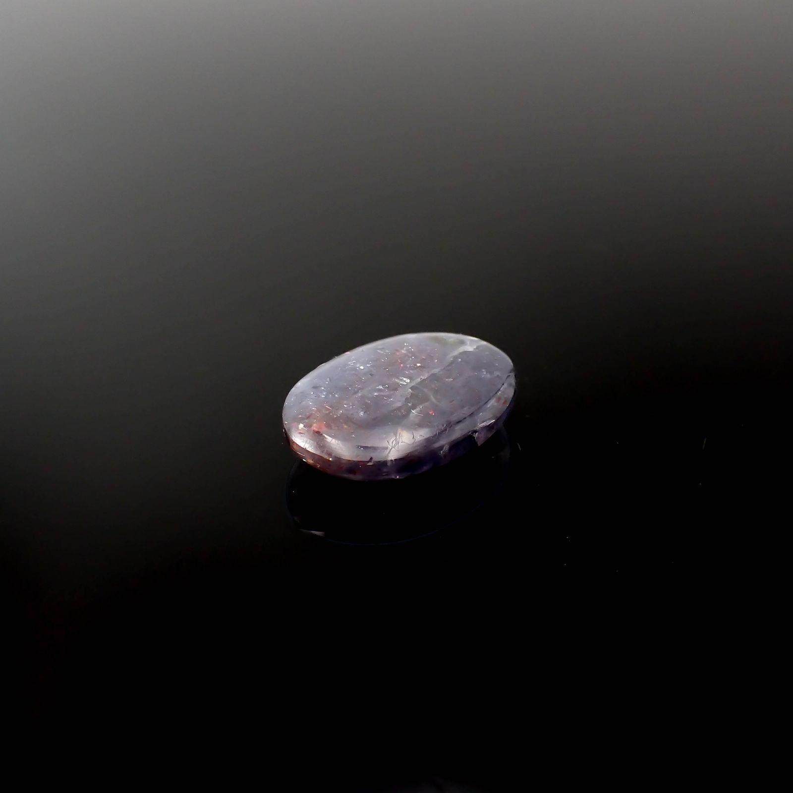 ブラッドショットアイオライト インド産 8.34ct[230622527]18.1x13.2mm前後
