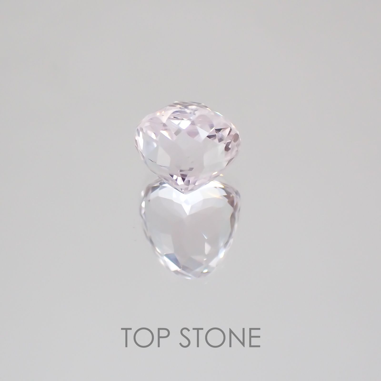 クンツァイト アフガニスタン産 ルース 1.97ct[21029735]7.8×7.4mm前後