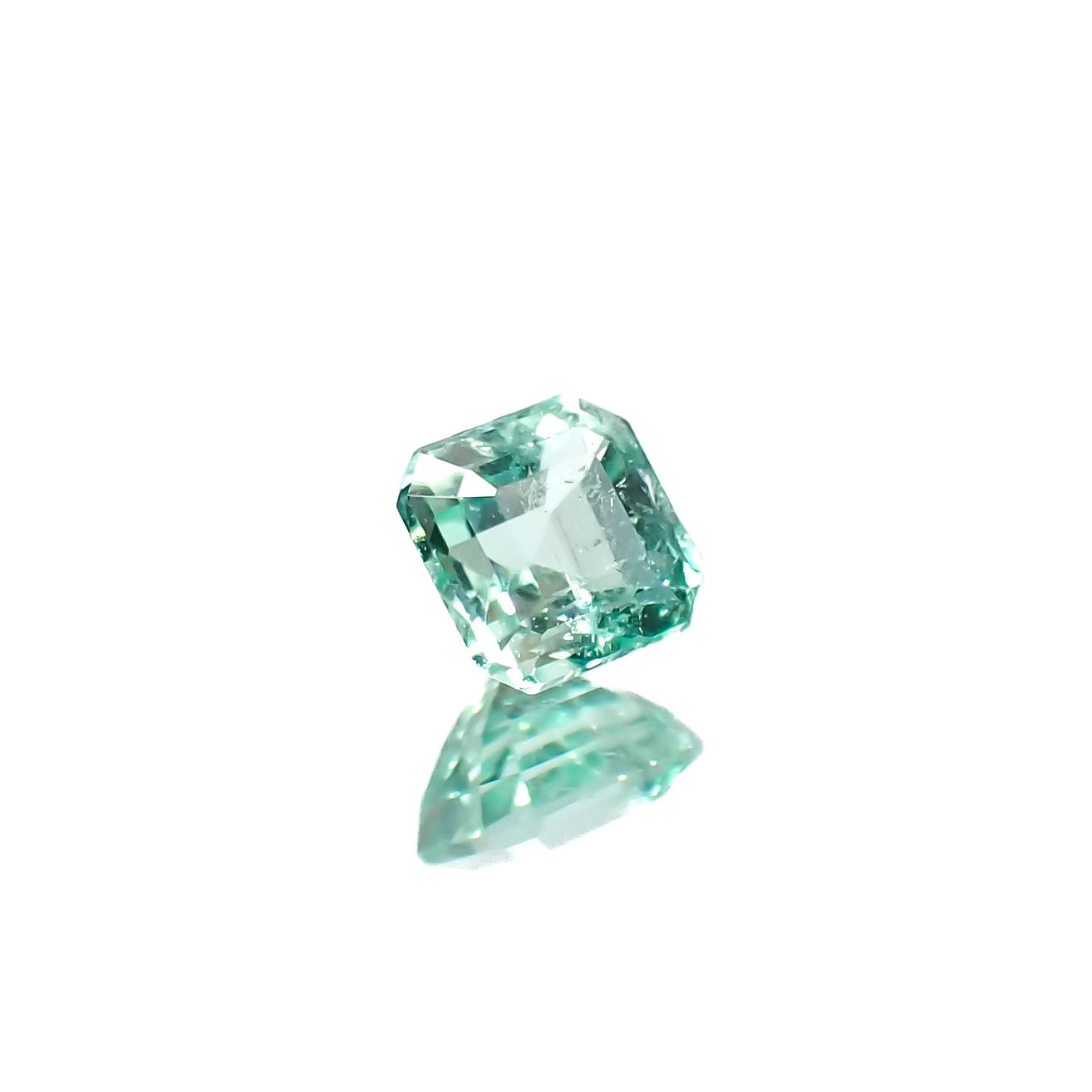 パステルカラーエメラルド コロンビア産 0.19ct[240225948]3.3x3.3mm前後