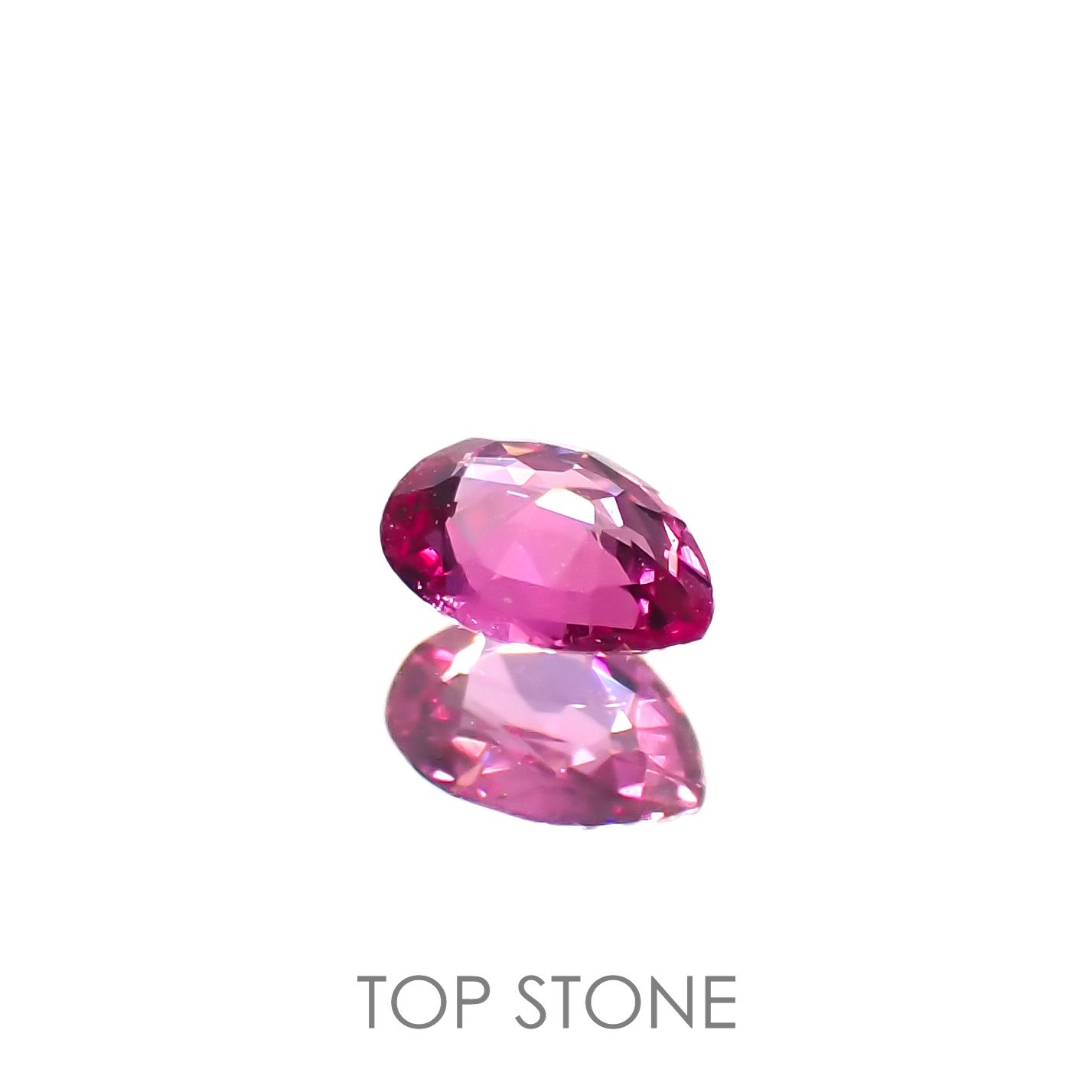 ルビー(宝石名ルビー)モザンビーク産 0.12ct 識別済[220616093]3.5x2.6mm前後