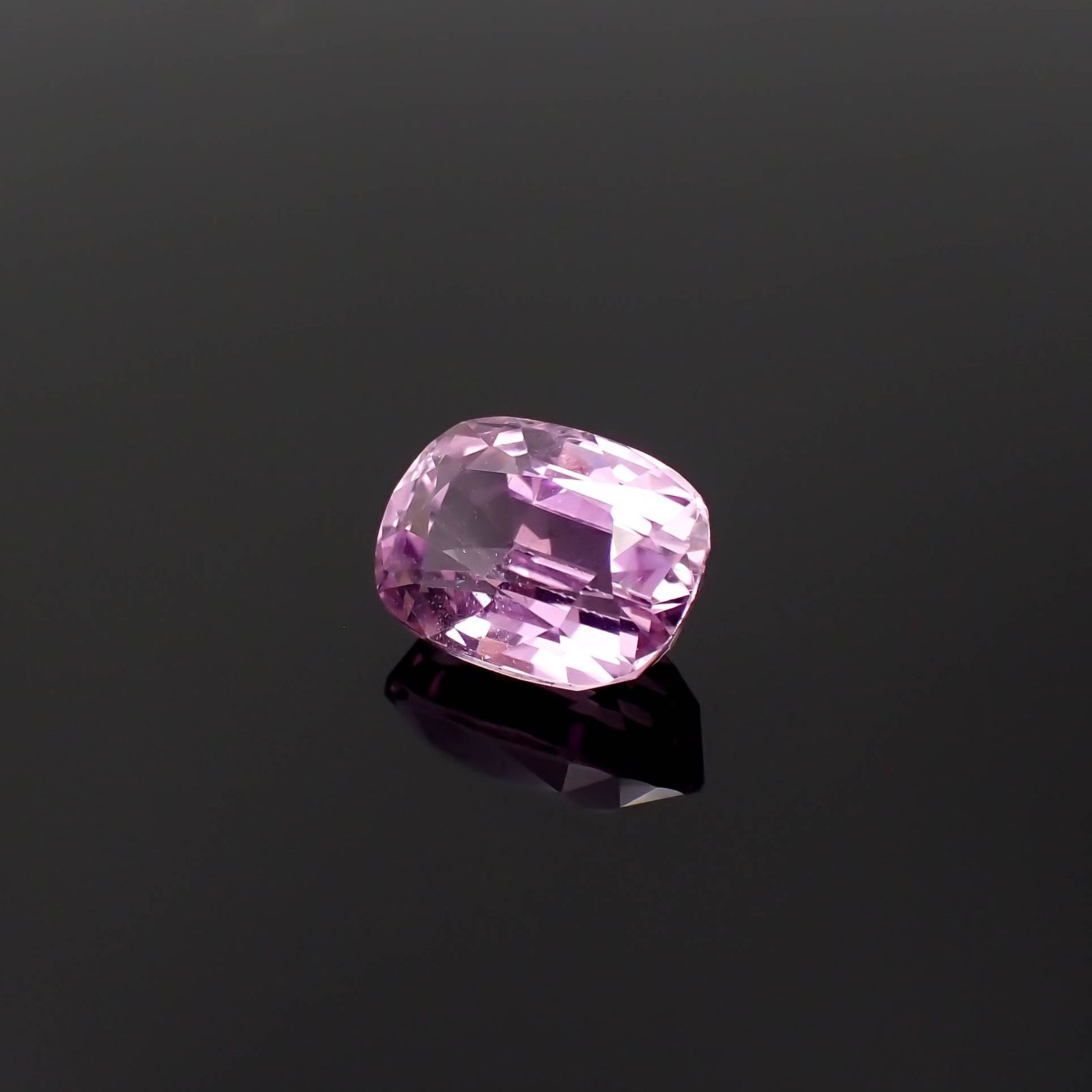 クンツァイト アフガニスタン産 5.17ct[230722928]11.4x8.4mm前後