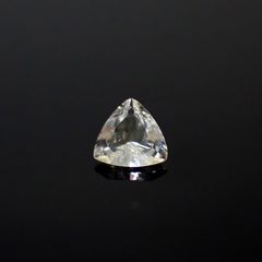 ダトーライト(宝石名ダトーライト)ロシア/アメリカ産 0.903ct ソ付(日独)[250430293]7.13x7.12mm前後