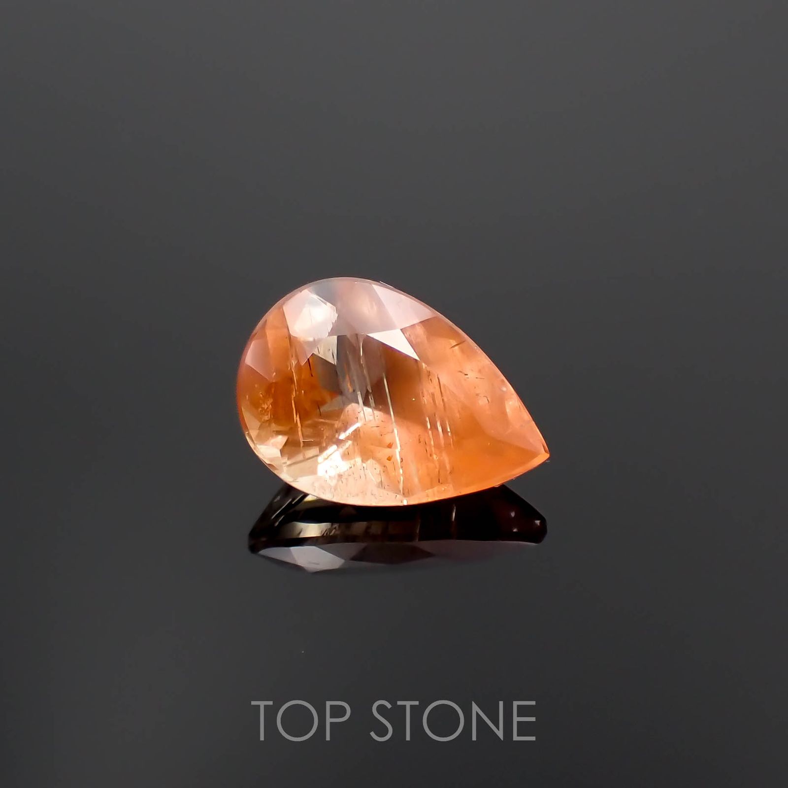 サンストーンスキャポライト(宝石名シーン・スキャポライト)タンザニア産 2.04ct 識別済[221219278]10.7x7.6mm前後