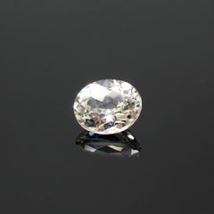 リューコガーネット(宝石名ホワイト グロッシュラー・ガーネット)ビルマ産 0.35ct 識別済[220616316]4.6x3.9mm前後