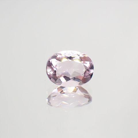 ピンクフローライト(宝石名フルオライト)ブラジル産 1.47ct 識別済[220115128]7.9x6.1mm前後