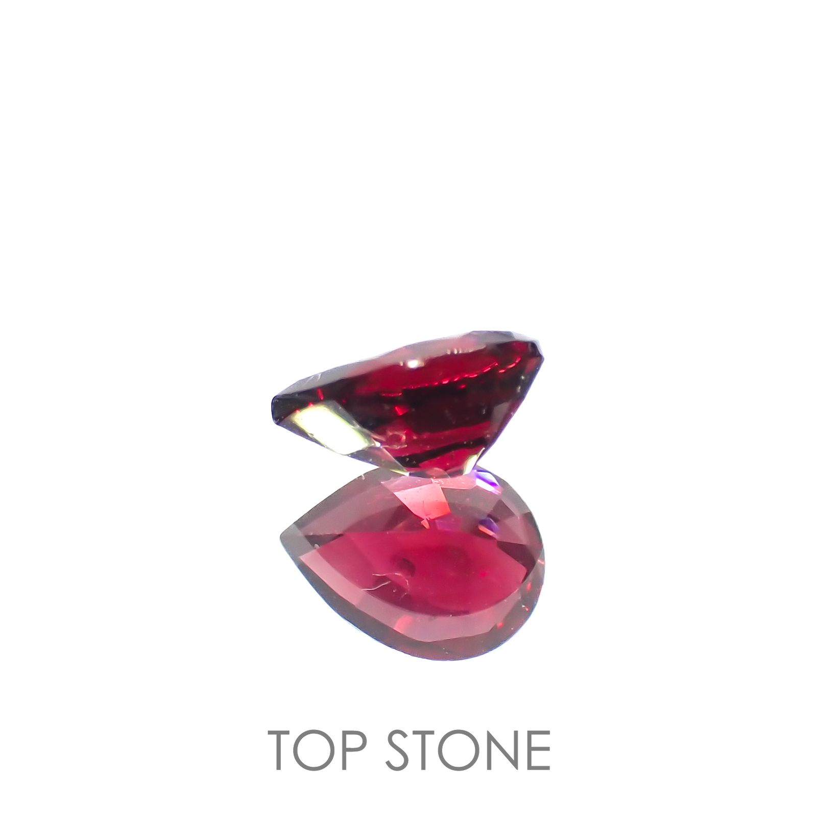 レッドスピネル(宝石名レッド・スピネル)タンザニア産 0.31ct 識別済[220716898]5x3.8mm前後