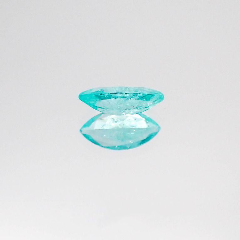 パライバトルマリン(宝石名トルマリン/別名パライバ・トルマリン) ブラジル・キントス鉱山産 0.375ct ソ付(宝貴協)[20084603]7.3×3.7mm前後