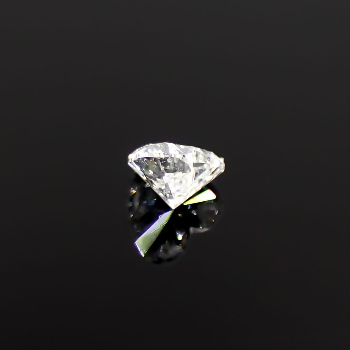 ダイヤモンド 0.056ct / 2.4x2.6mm前後 [260431982]