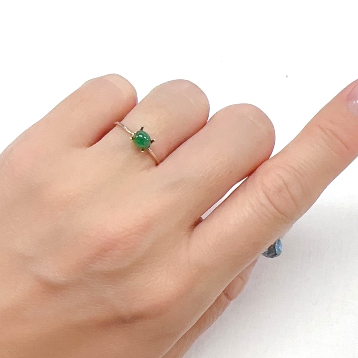 翡翠 ビルマ産 0.65ct[240326946]5.1x4.3mm前後