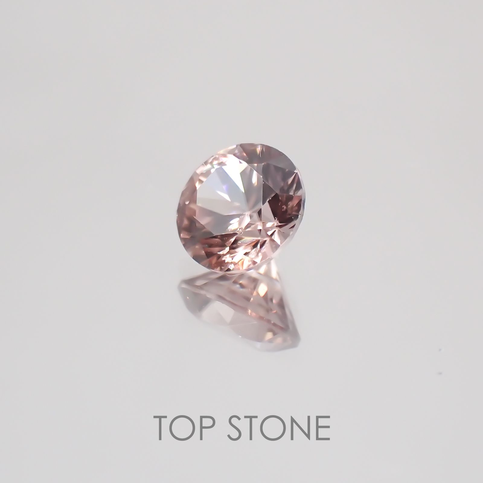 ピンクジルコン(宝石名ジルコン) スリランカ/カンボジア産 0.72ct 識別済[21049372]5.1×5.1mm前後