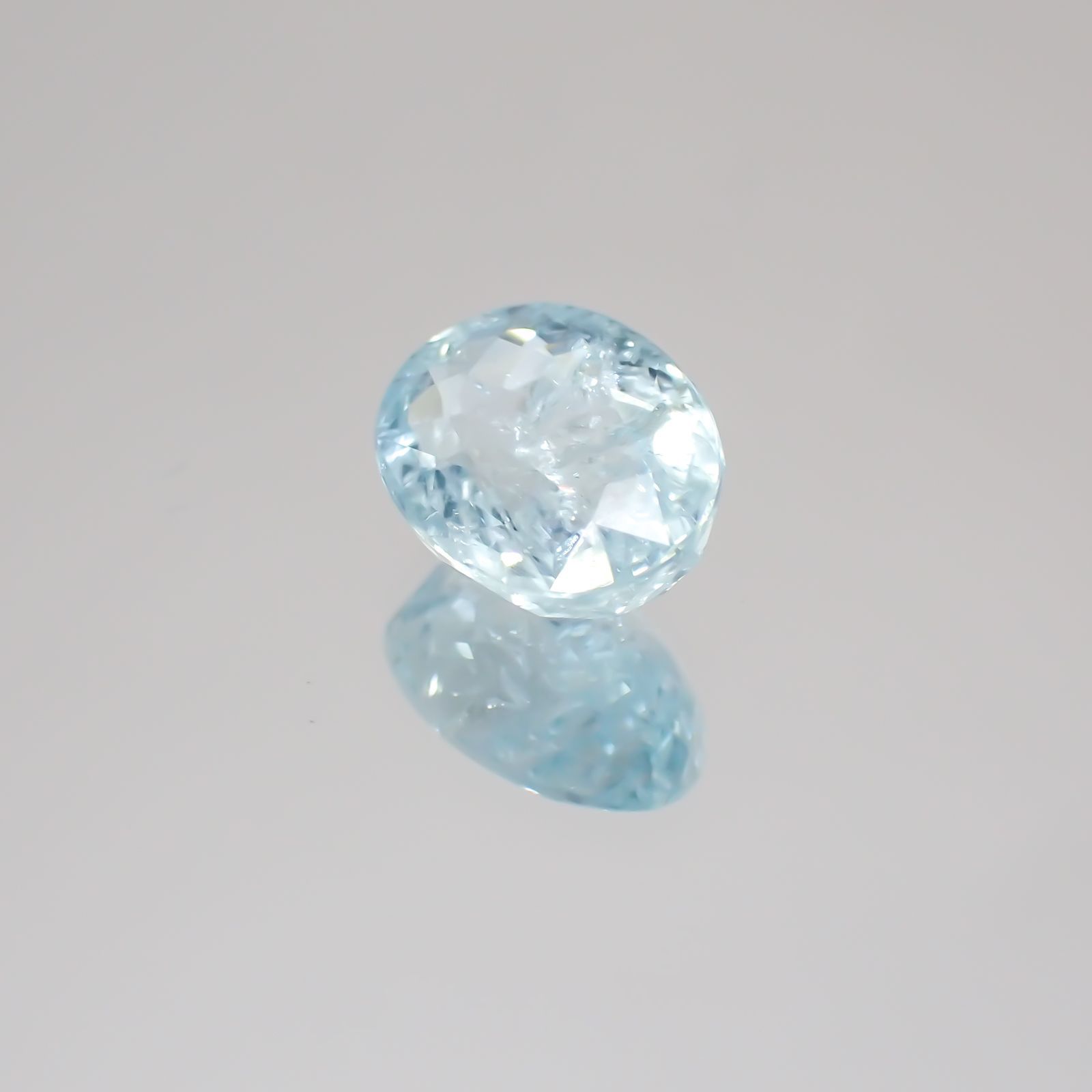 パライバトルマリン(宝石名トルマリン/別名パライバ・トルマリン) モザンビーク産 1.83ct 識別済[21059397]8.6×6.7mm前後