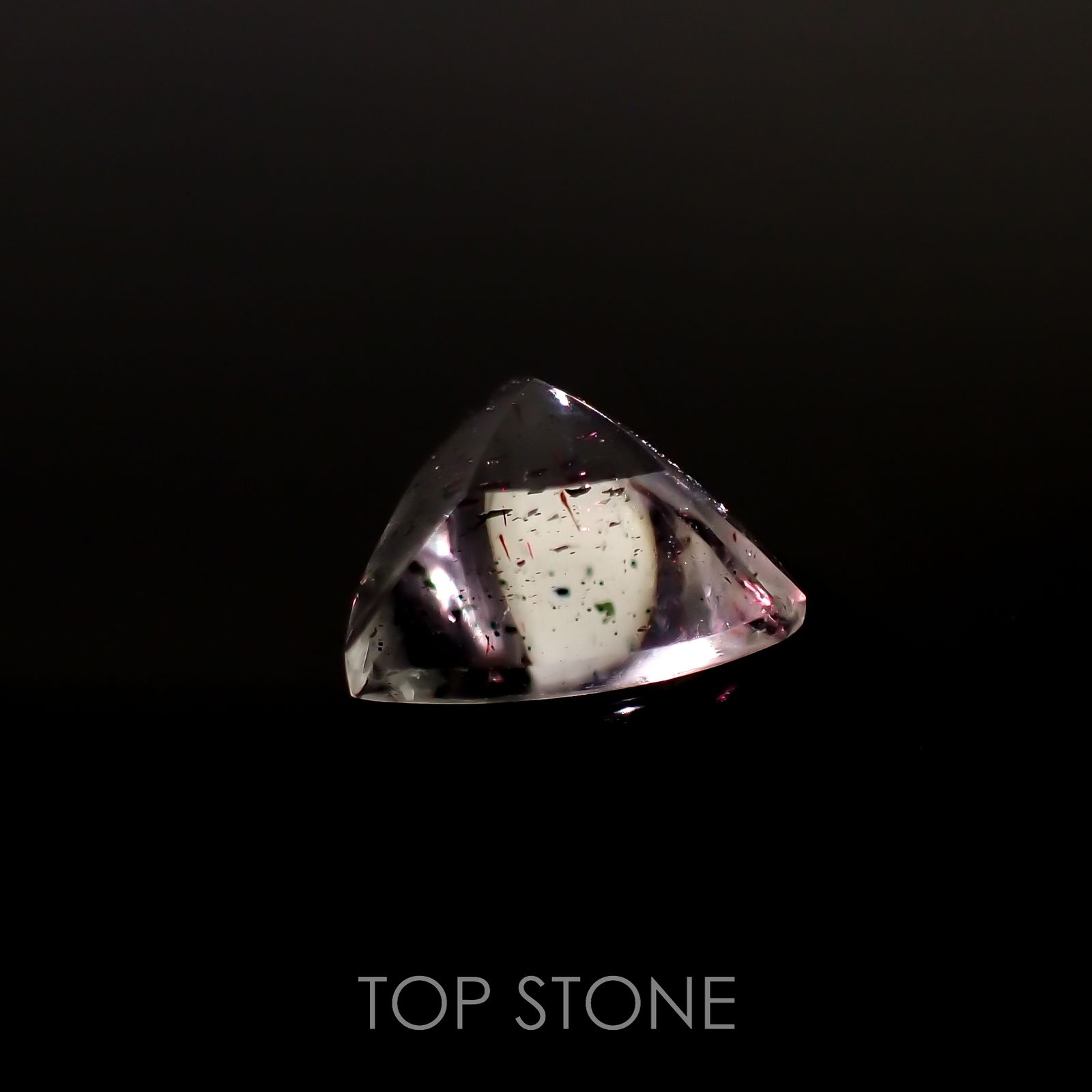 ティンカーベルクォーツ ブラジル産 2.34ct[220917887]9.4x10.2mm前後