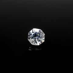 ◇オクタゴンカット◇カラーレスジルコン(宝石名ホワイト・ジルコン)スリランカ/カンボジア産 識別済 0.76ct / 4.8x4.7mm前後 [251231387]