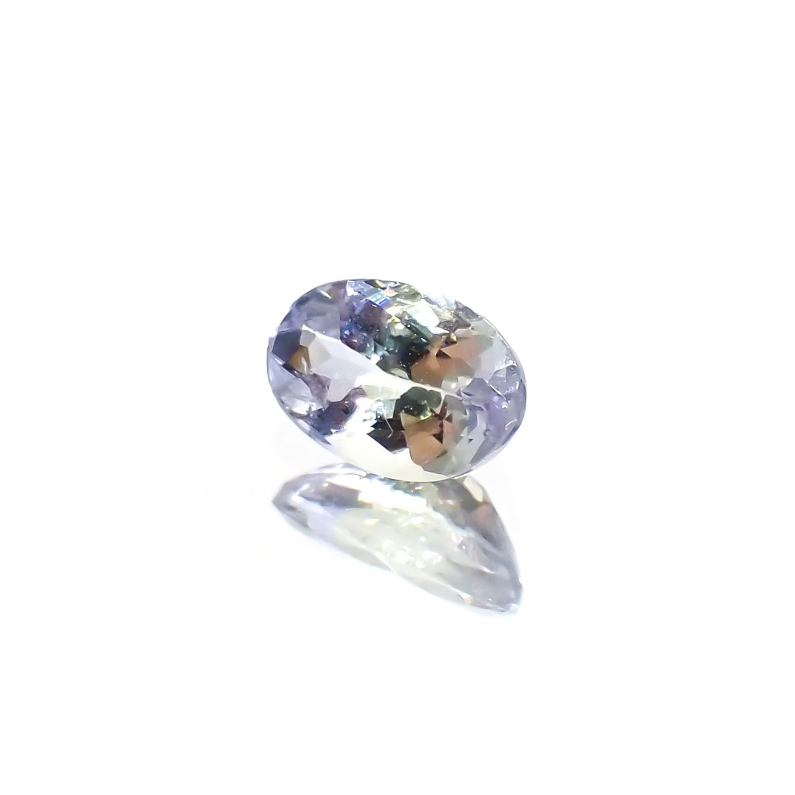 バイカラータンザナイト(宝石名ゾイサイト)タンザニア産 識別済 0.49ct / 6.1x4.1mm前後 [220515898]