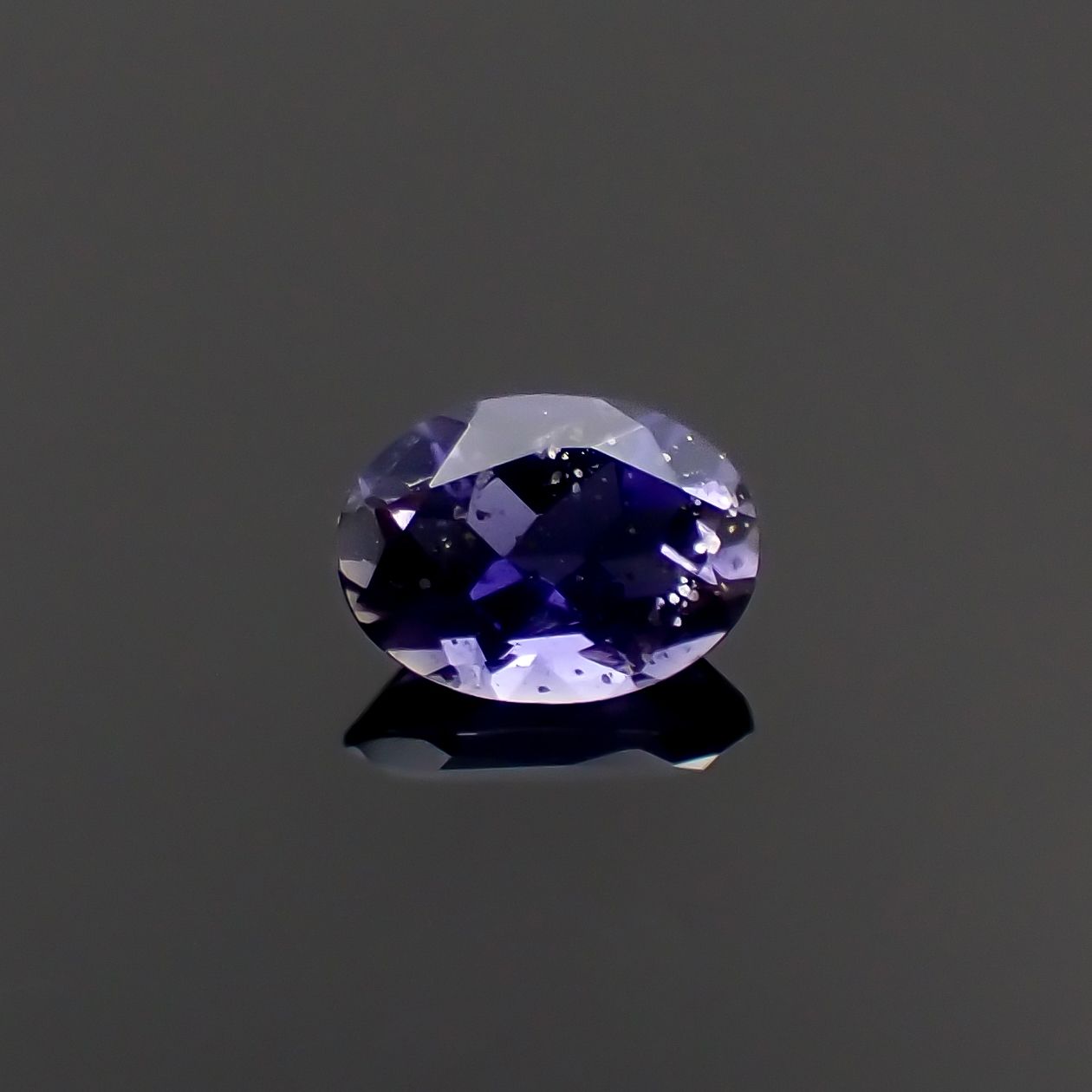 アイオライトサンストーン インド/ブラジル産 0.58ct[230923338]6.7x4.9mm前後