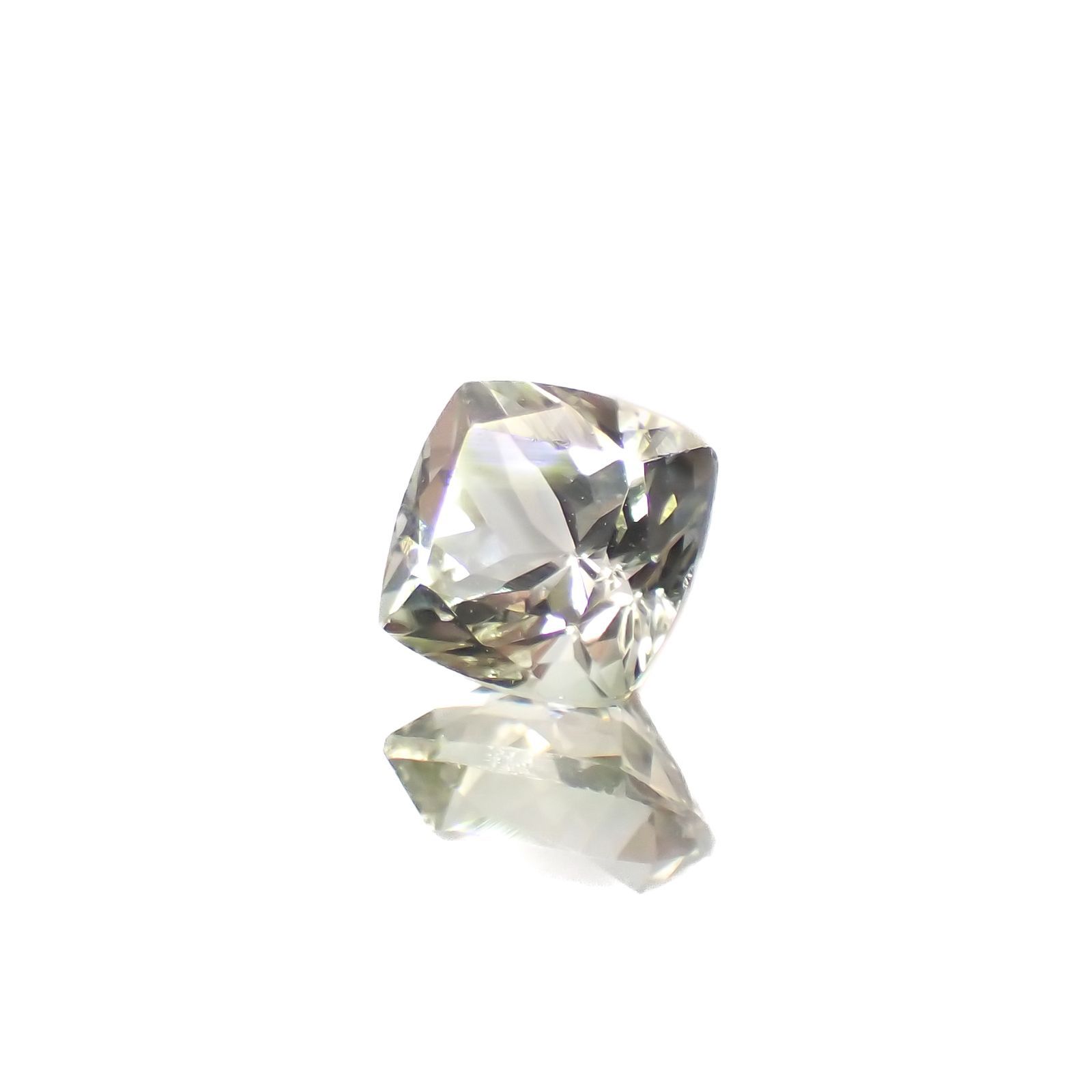バイカラートルマリン コンゴ民主共和国産 1.06ct[230220544]5.8x5.8mm前後
