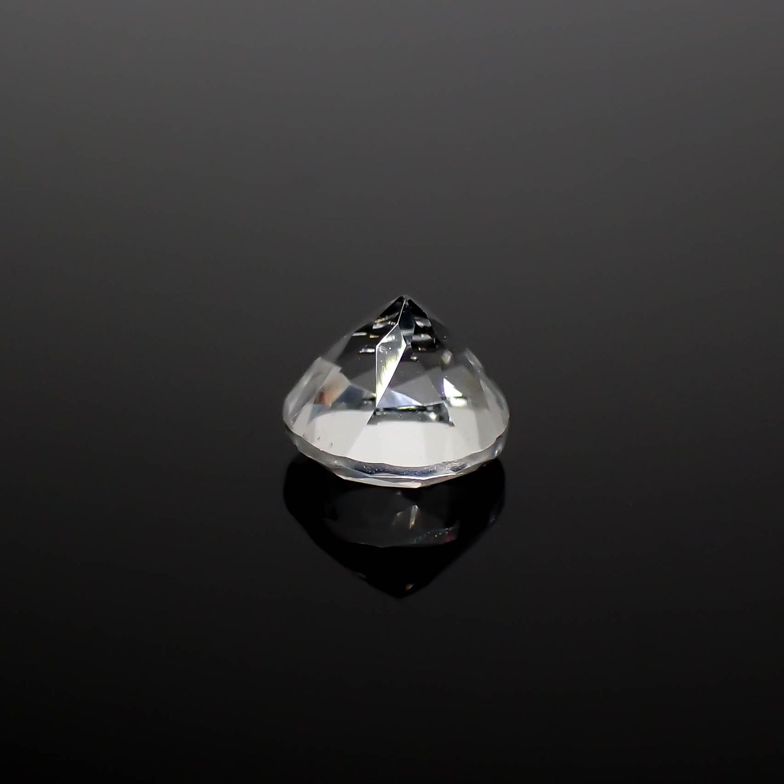 ゴッシェナイト パキスタン・ヒマラヤ産 0.83ct [240527447]6x5.8mm前後