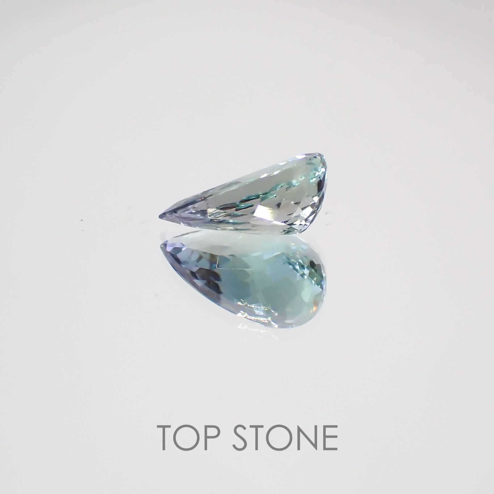 バイカラータンザナイト(宝石名ゾイサイト) タンザニア産 2.507ct ソ付(彩珠)[210410411]11×7.4mm前後