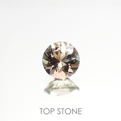 バイカラーオレゴンサンストーン(宝石名ラブラドライト)アメリカ・オレゴン州産 0.68ct 識別済[220114654]5.8x5.8mm前後