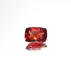 レッドラブラドライト(宝石名ラブラドライト/アンデシン)エチオピア産 0.75ct 識別済[230722735]7x4.8mm前後