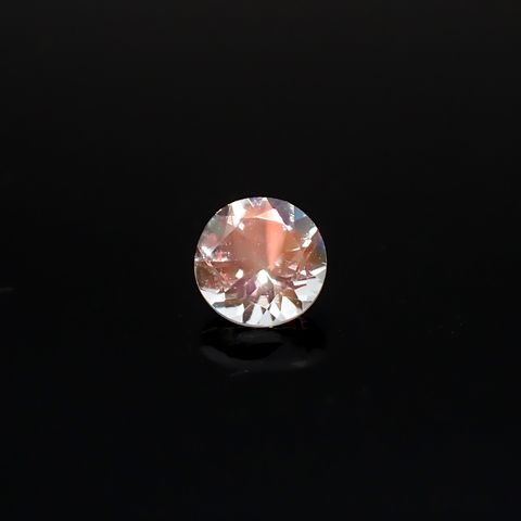 レインボームーンストーン マダガスカル産 0.51ct / 5.1x5.1mm前後 [260632389]