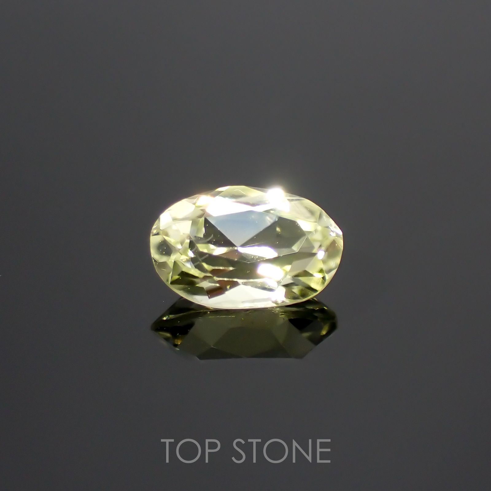 シリマナイト(宝石名シリマナイト) インド産 0.55ct 識別済[210810688]6.2×4mm前後